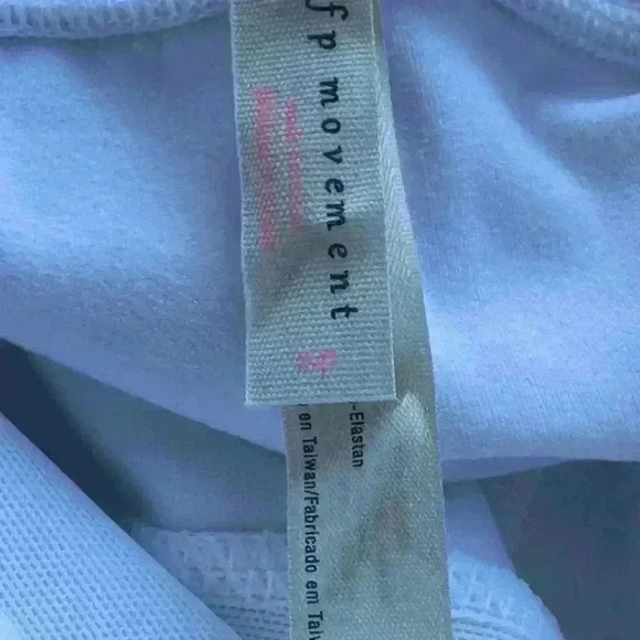 Free People Movement Hang Ten Crop Leggings Women’s Small White Stretch Pants - Picture 6 of 7